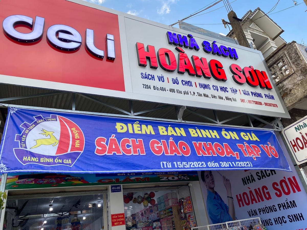 Nhà sách Hoàng Sơn