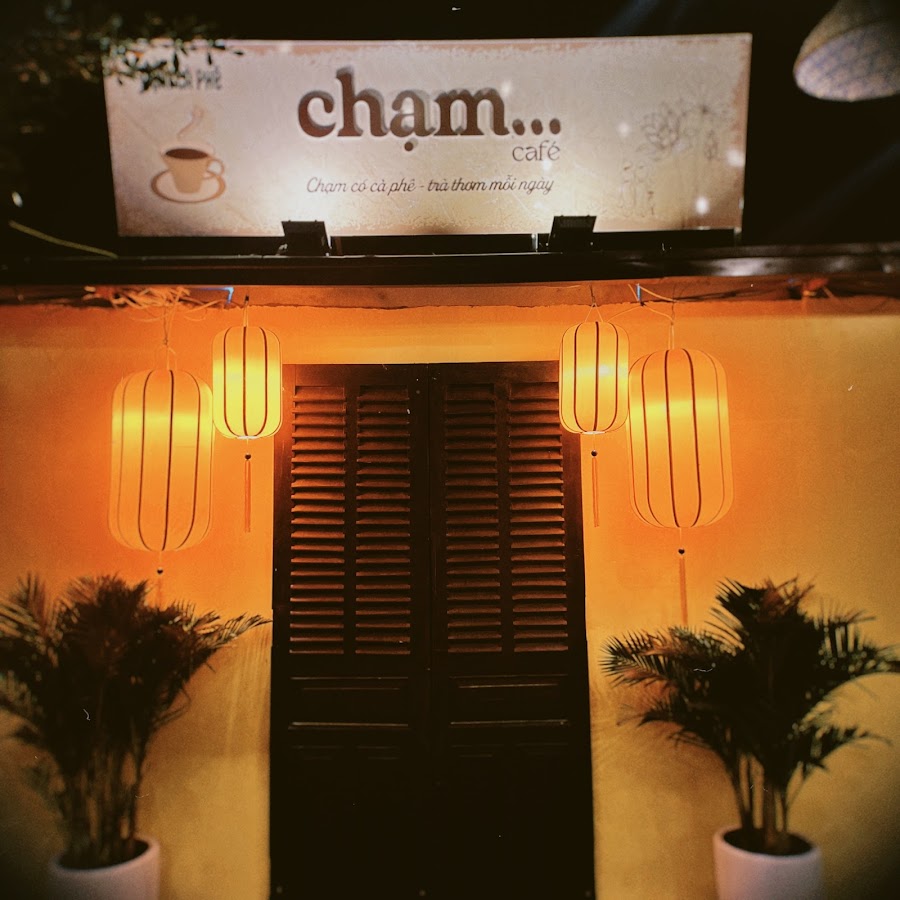Chạm Cafe