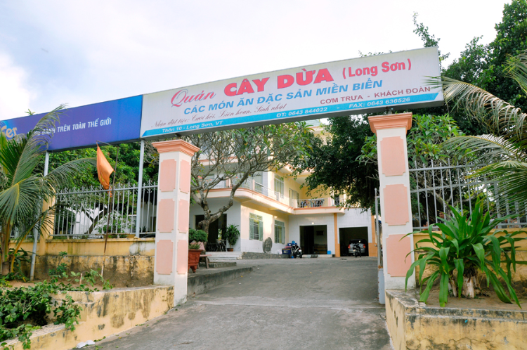 Quán Ăn Cây Dừa