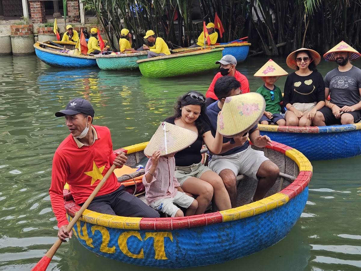 Danang car cheap travel