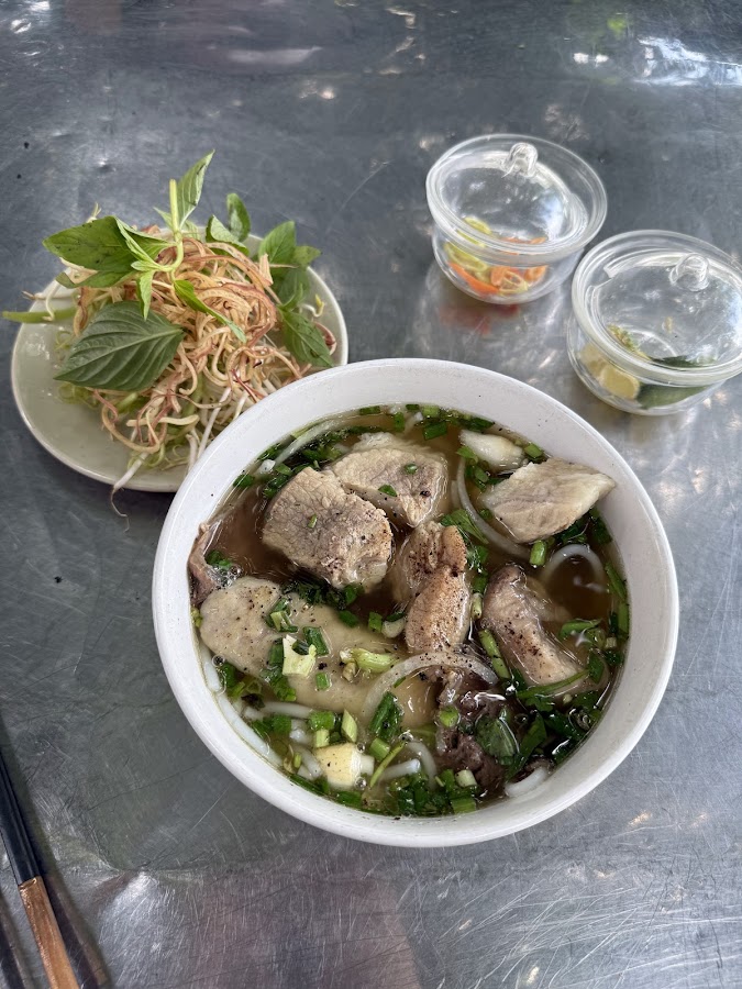Bún Bò Huế Hoàng Gia