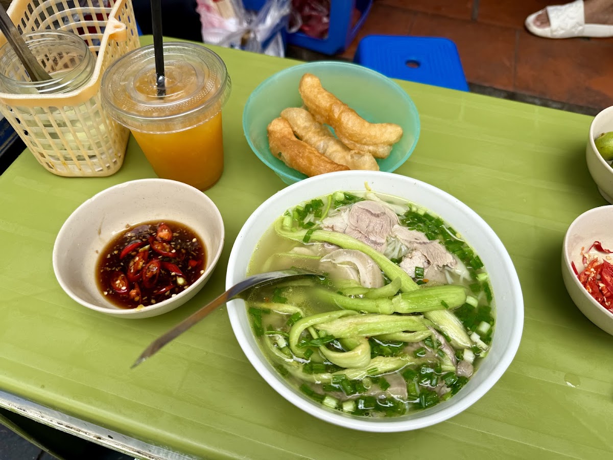 Quán bún sườn Phương Lan