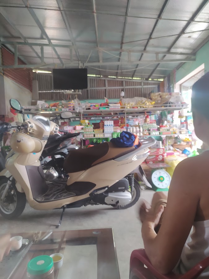 Cửa Hàng Tạp Hóa Phú Thái