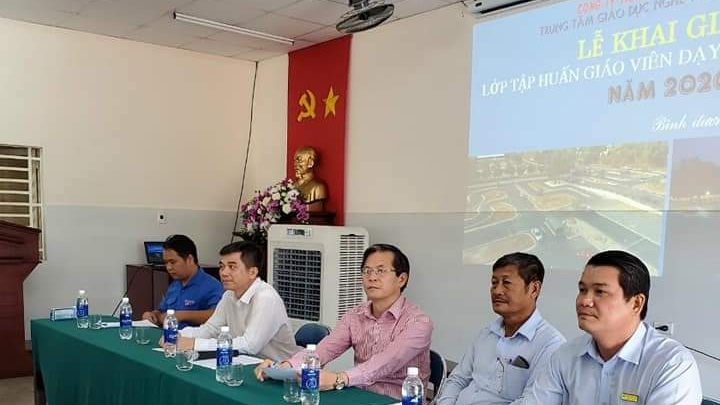 Phòng ghi danh đào tạo lái xe thầy Thơ (Học lái xe An cư)