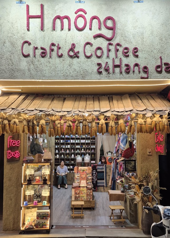 Hmong craft & coffee 24 Hang Da