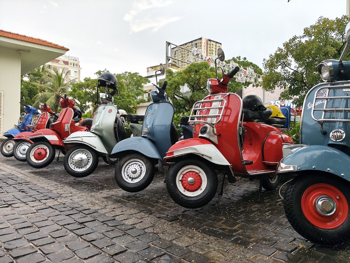 Triển vespa cổ HỘI AN - cho thuê vespa cổ