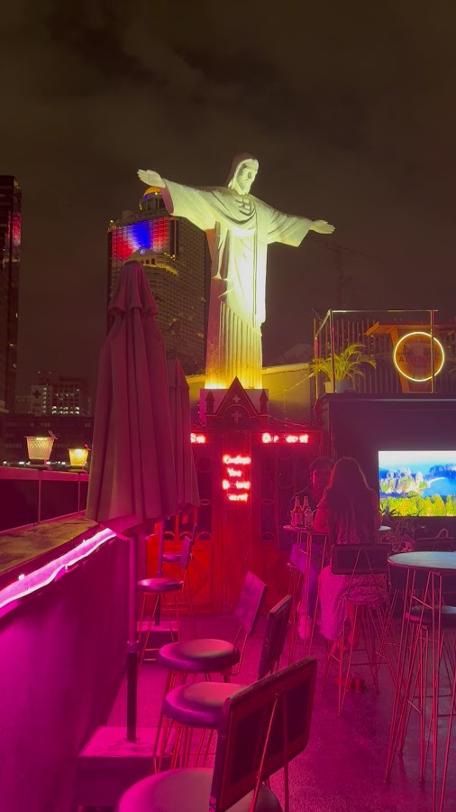 Attitude Fusion Restaurant & Rooftop Bar