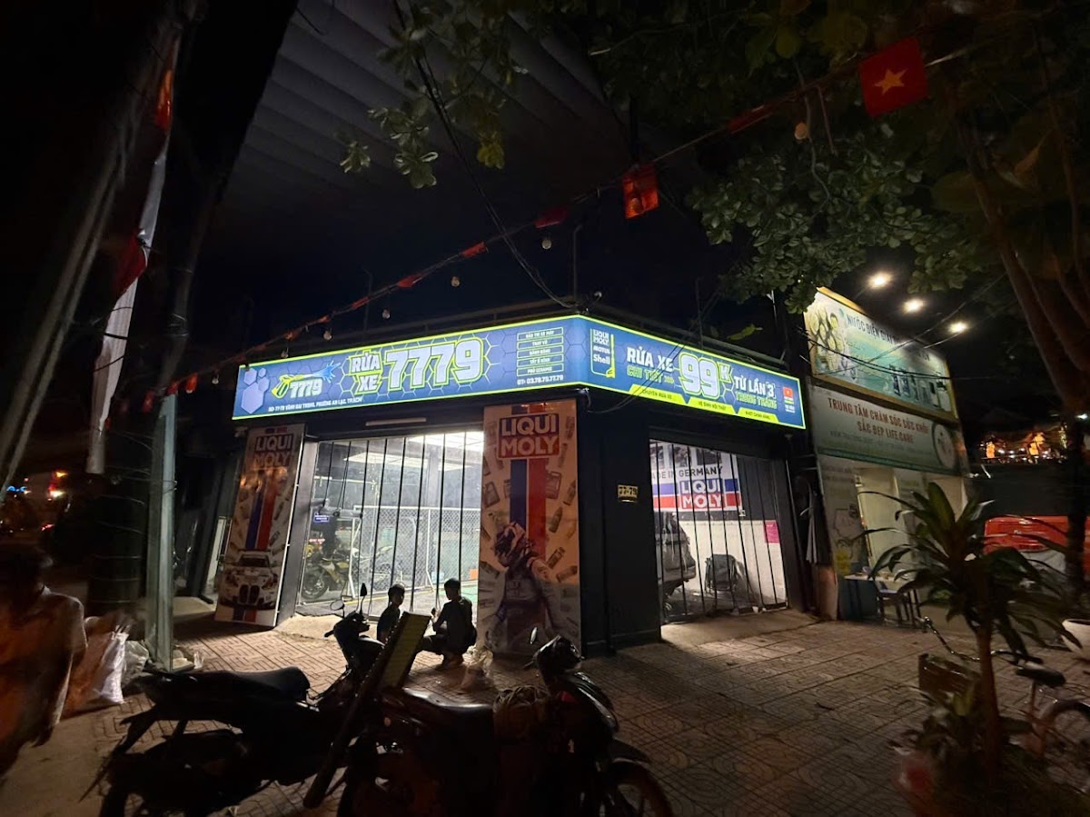 Tiệm Rửa Xe 7779