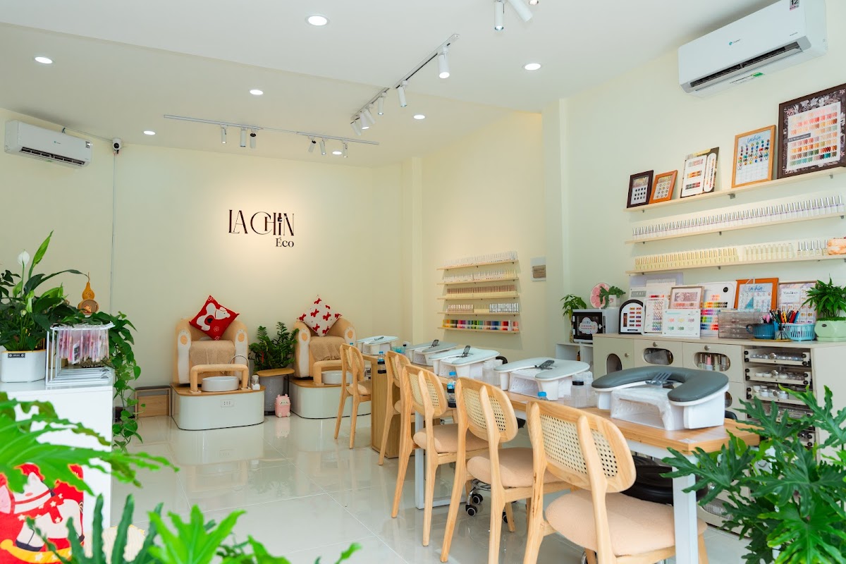 LaChin Nail - Mi - Gội _ Chi Nhánh Thủ Đức