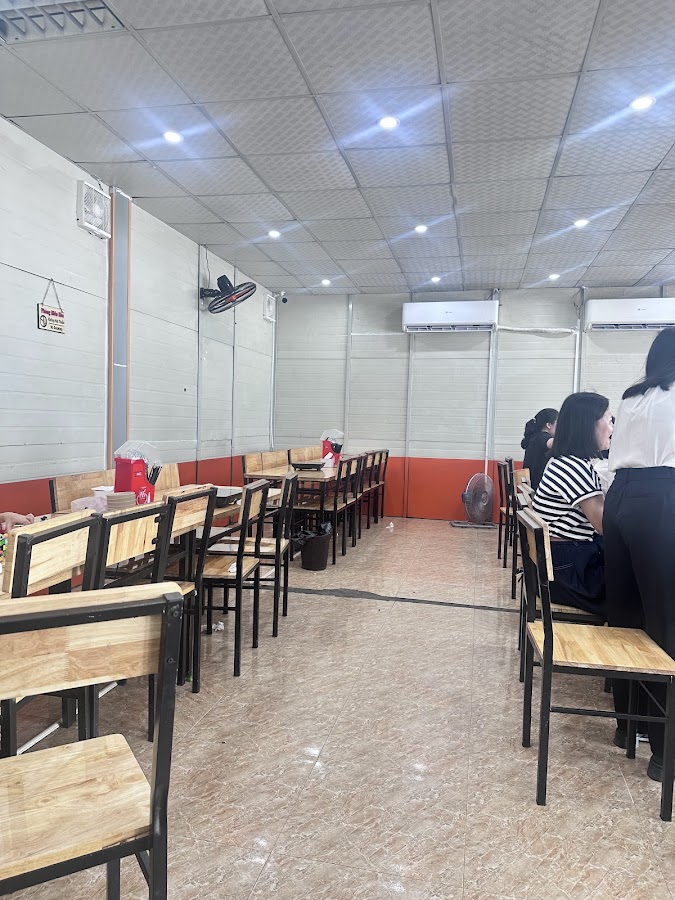 Tao Ngộ Quán lẩu gà lá é