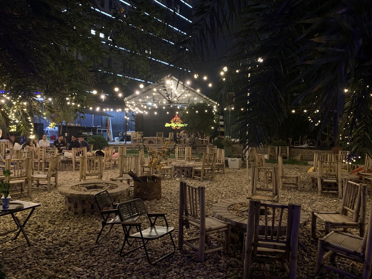 Four Seasons Coffee