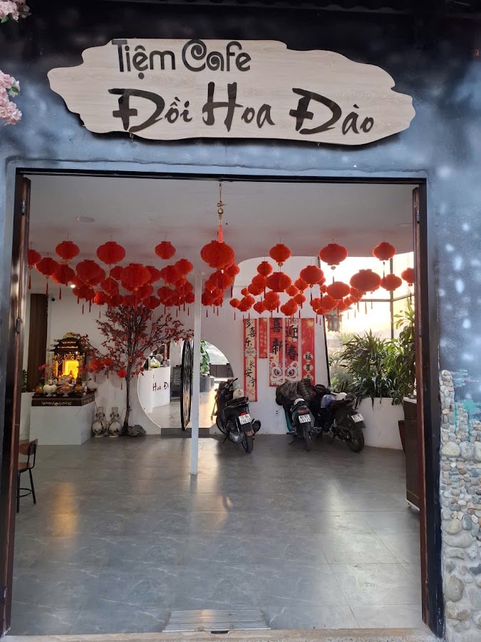 Tiệm Cafe Đồi Hoa Đào