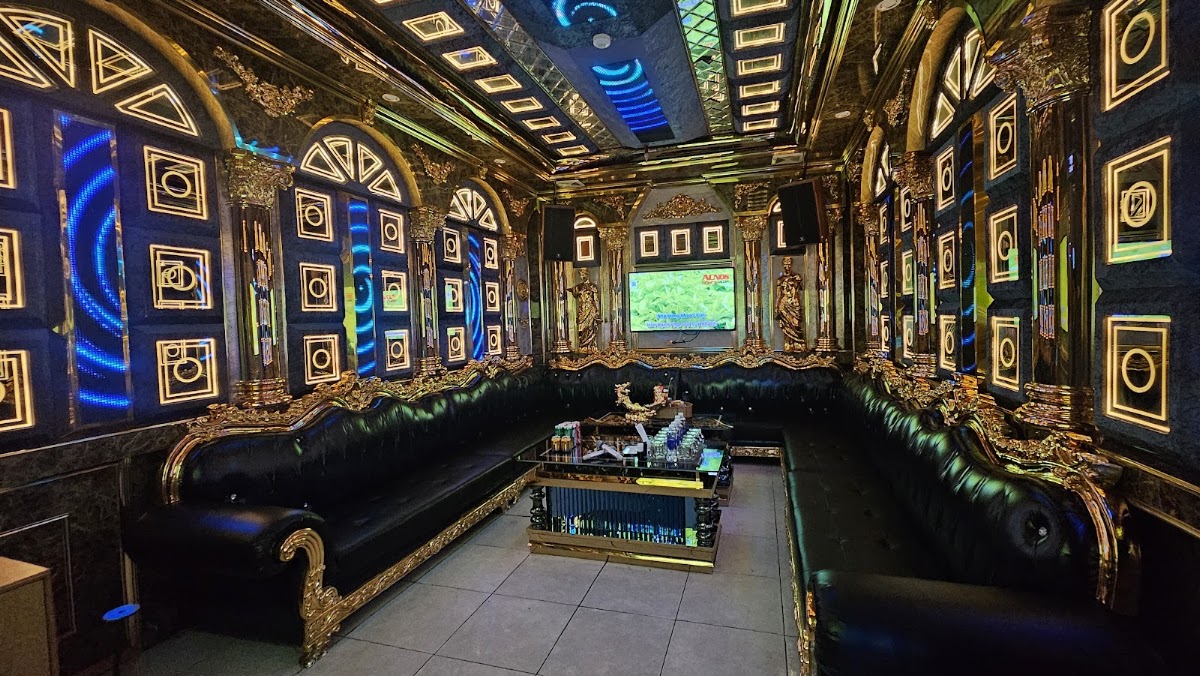 Karaoke Moon Việt