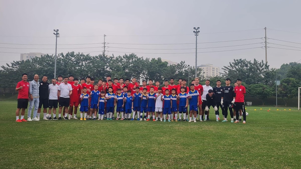 TRUNG TÂM BÓNG ĐÁ NGỌC HÙNG CƠ SỞ - SÓC SƠN