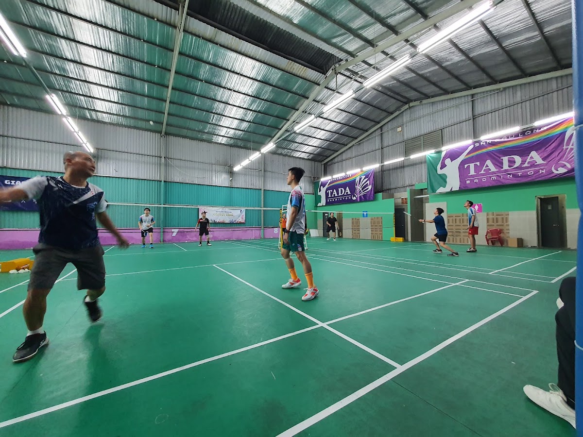 Sân cầu lông Tada Bình Lợi