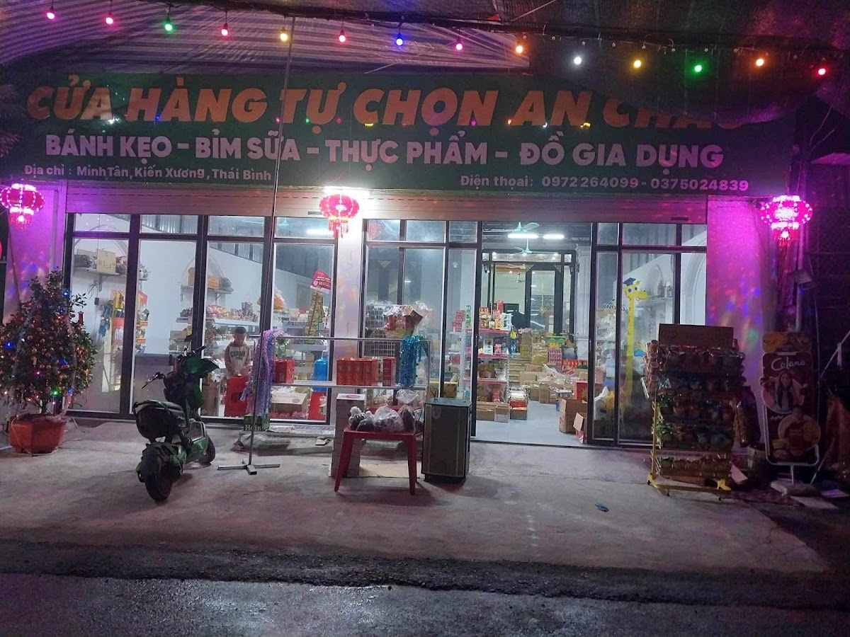 Tạp hoá Cảnh Hợi