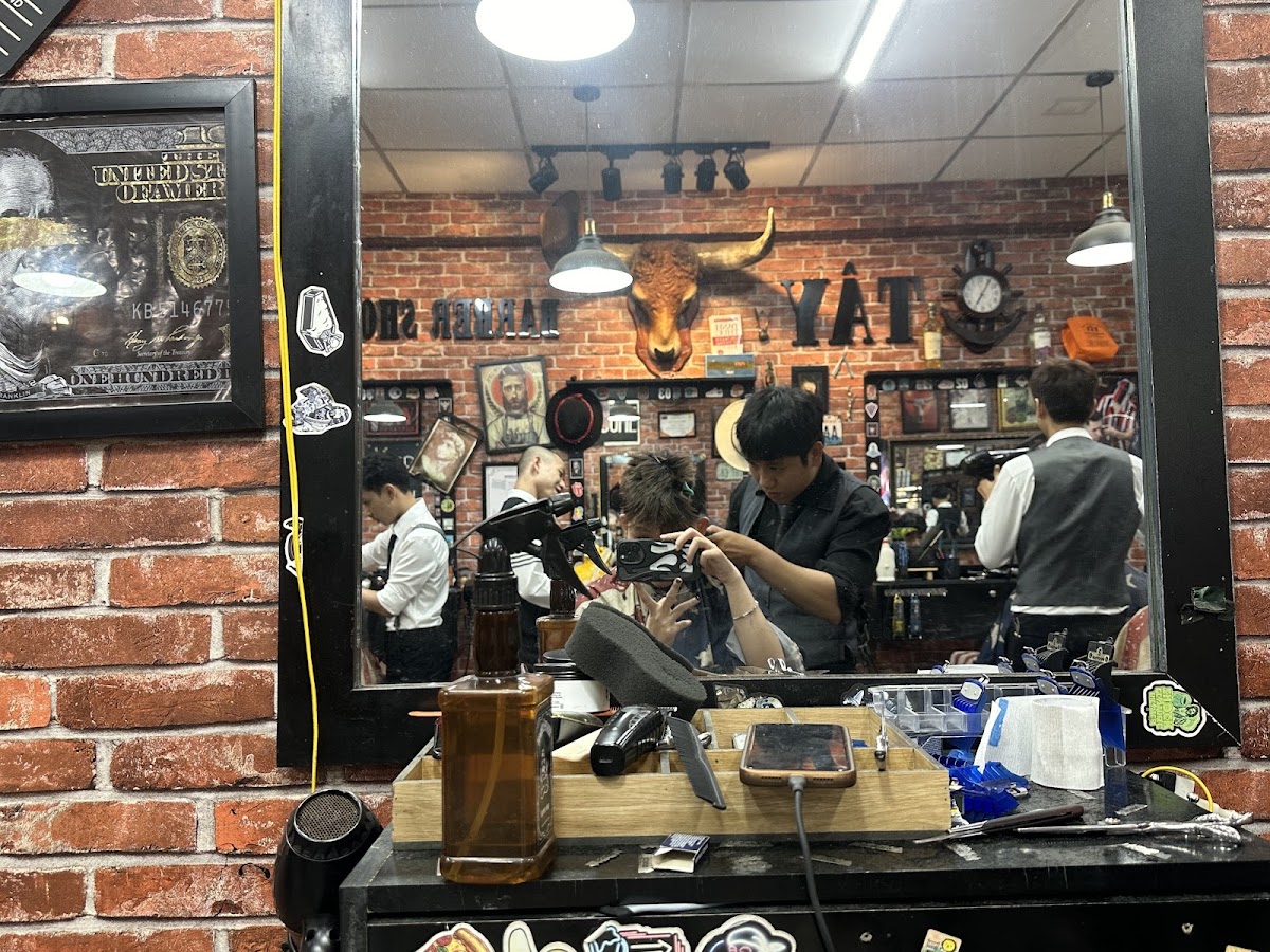TÂY BARBER SHOP 2 ĐÀ NẴNG
