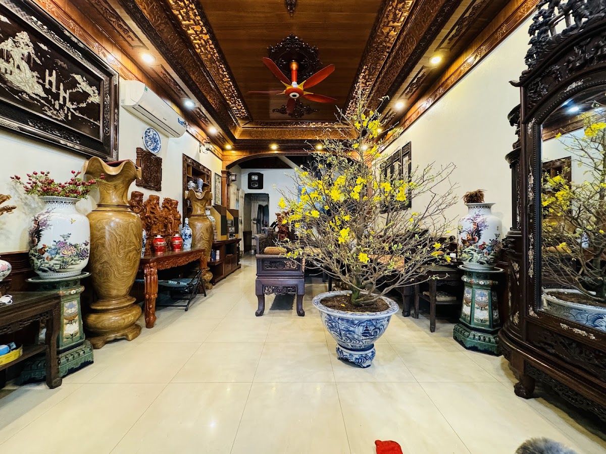 Nhà Hàng Hoa Thanh