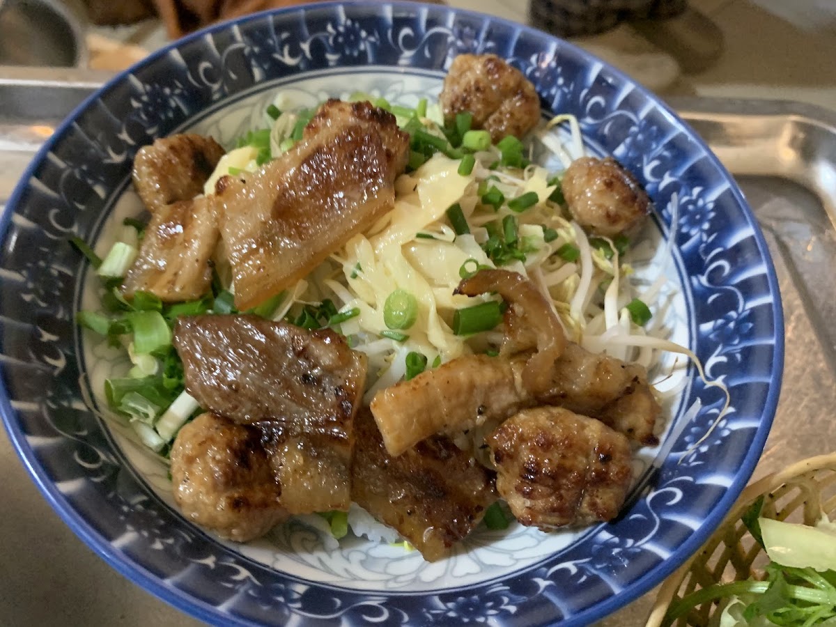 BÚN CHẢ HÀ THÀNH