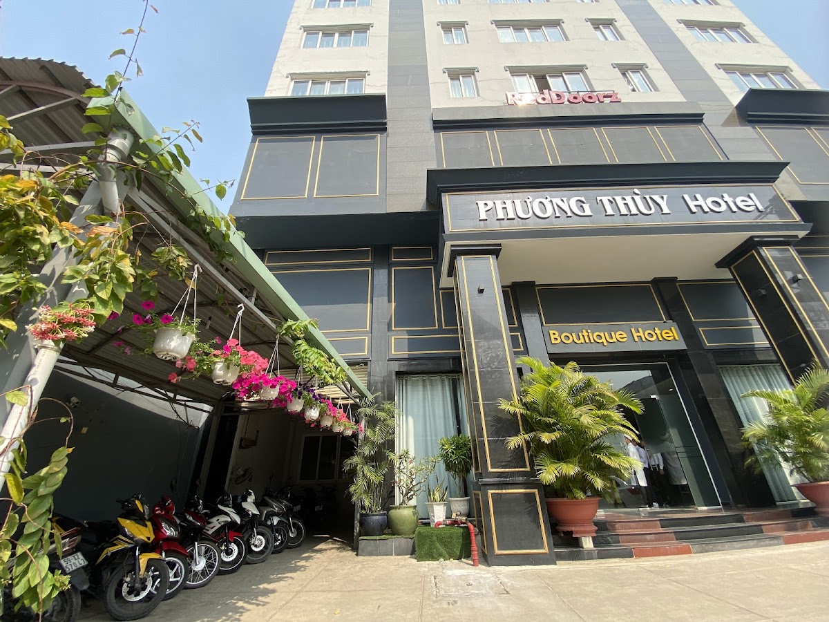 RedDoorz Phuong Thuy Hotel Thu Duc near QL13
