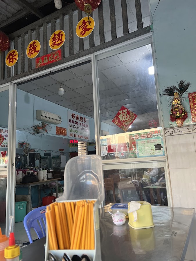 Quán hủ tiếu Bảo Vy mì gia
