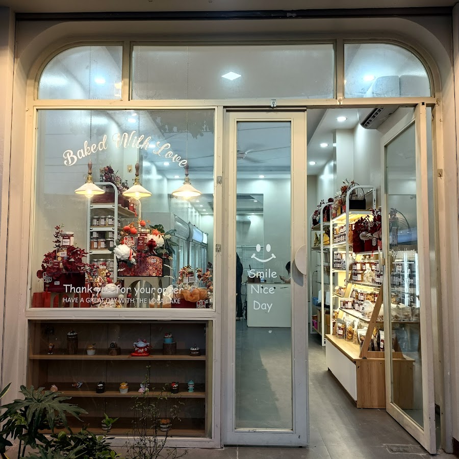 Tiệm bánh Loca