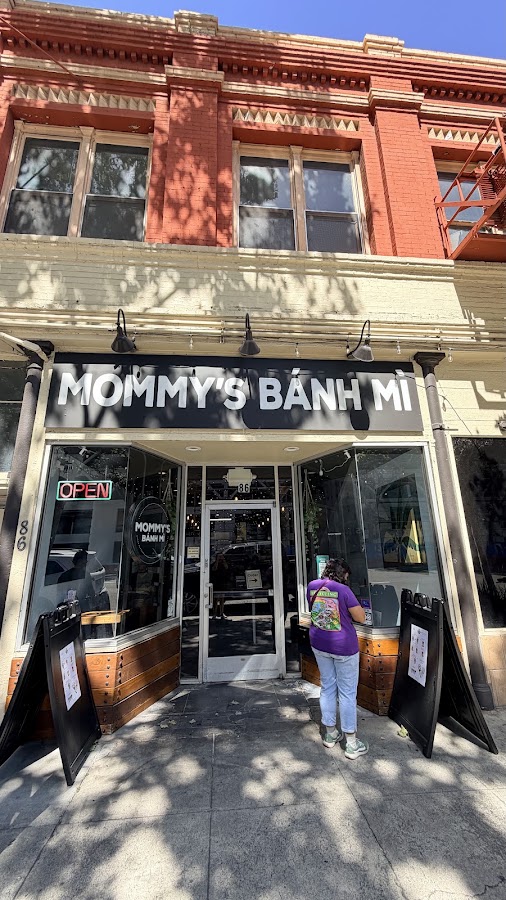 Mommy's Banh Mi