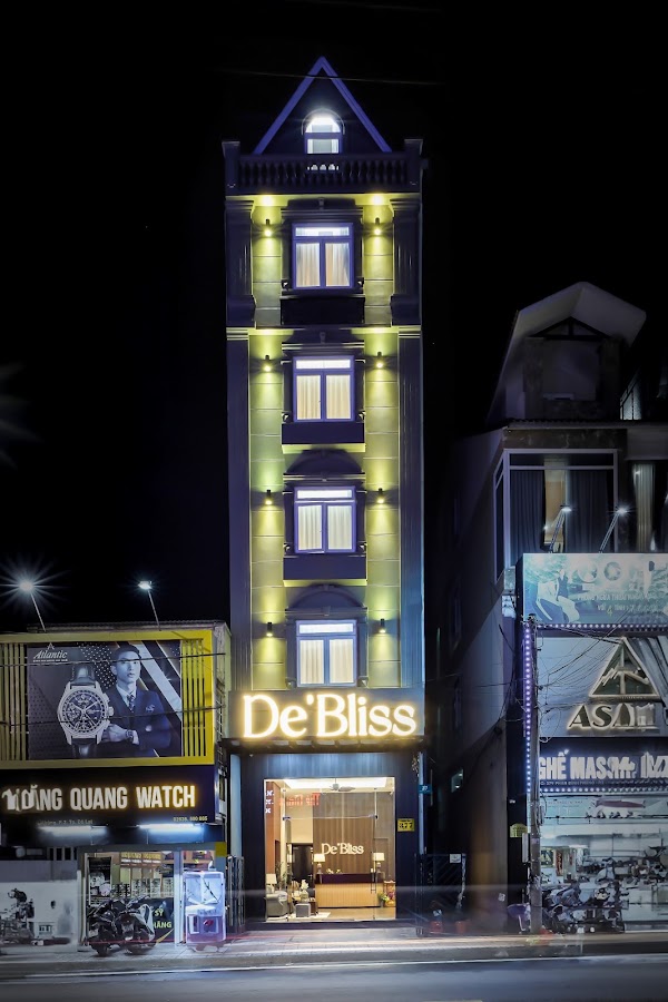 De’ Bliss House