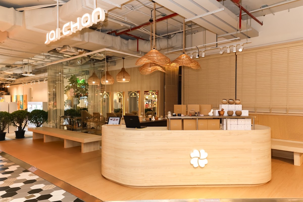 JAI CHAN Thai Massage and Head Spa ใจฉัน นวดไทย และ สปาสระผม