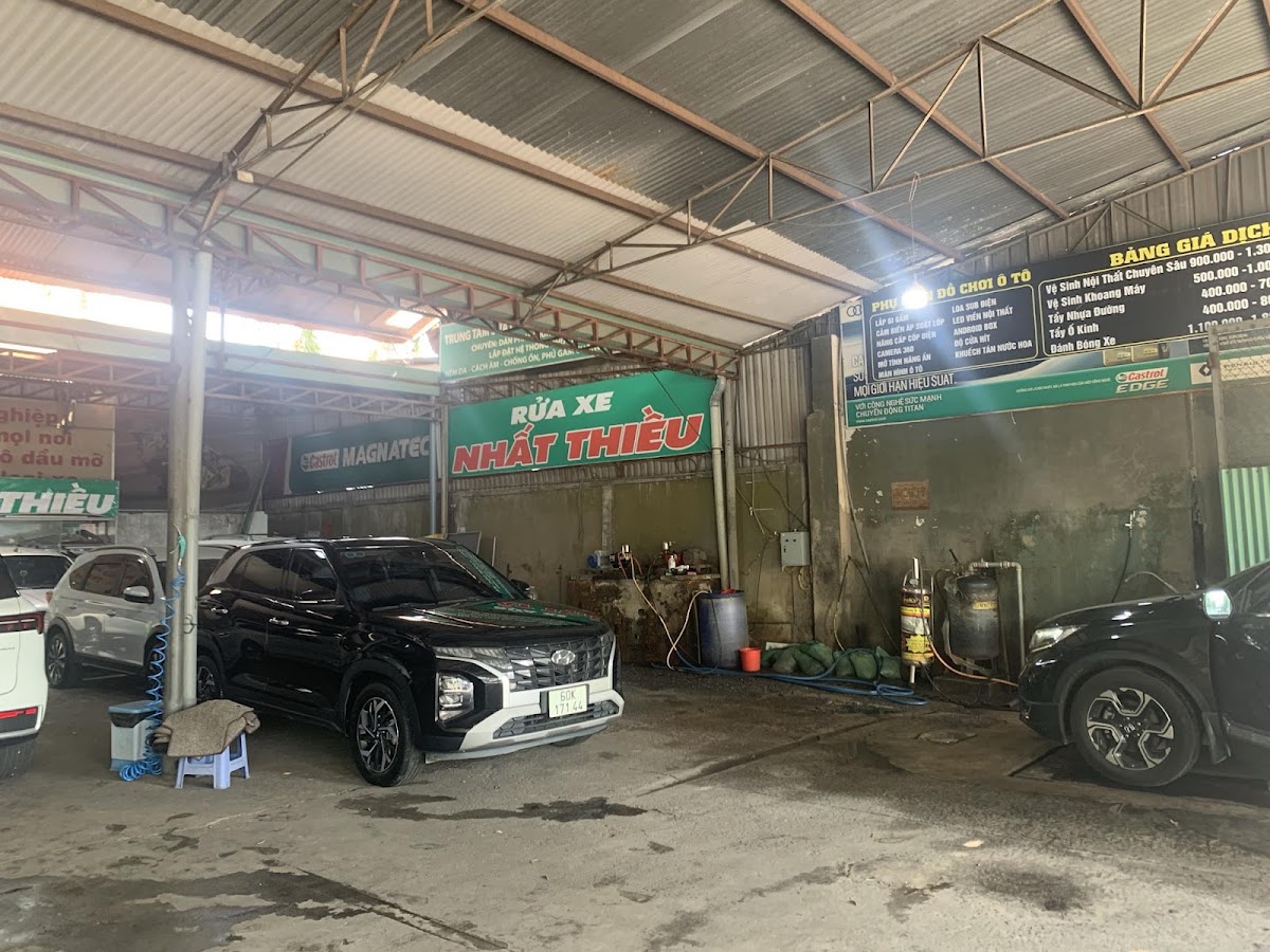 Rửa xe Nhất Thiều