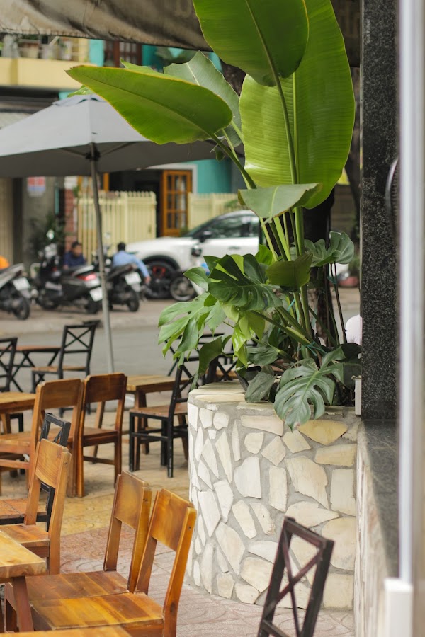Xưởng Cà Phê - Tư Búa
