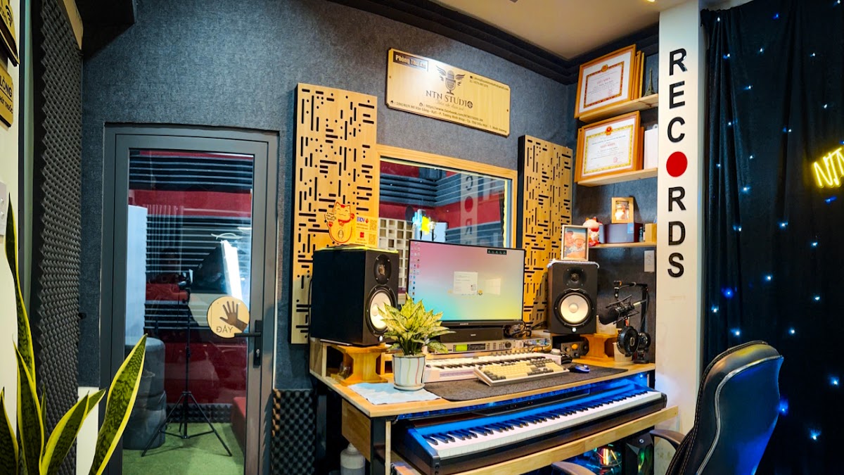 Phòng Thu Âm NTN Studio Tại Bình Dương