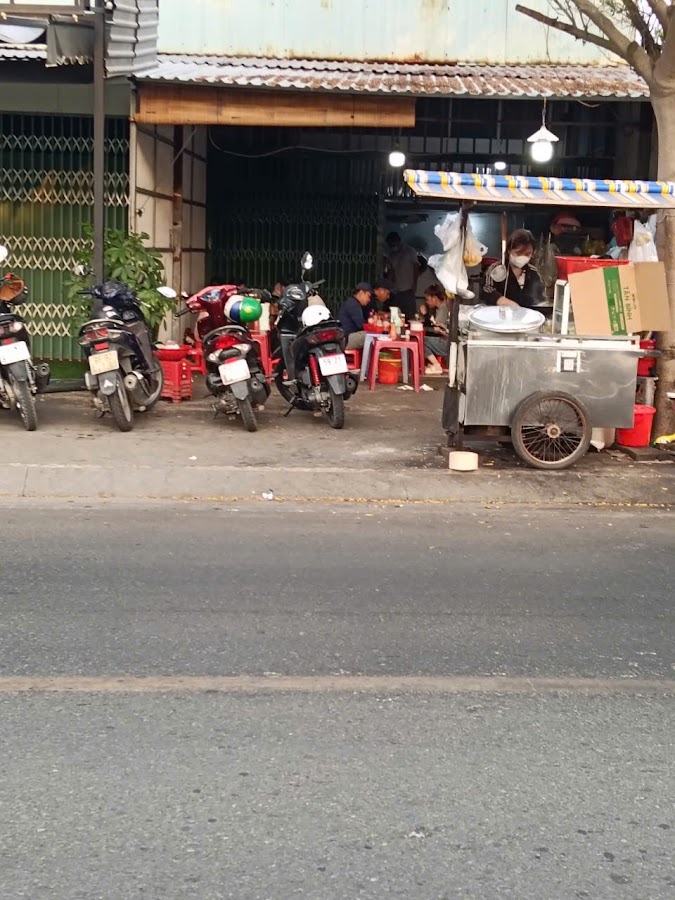 Hủ tiếu gõ bà Vinh