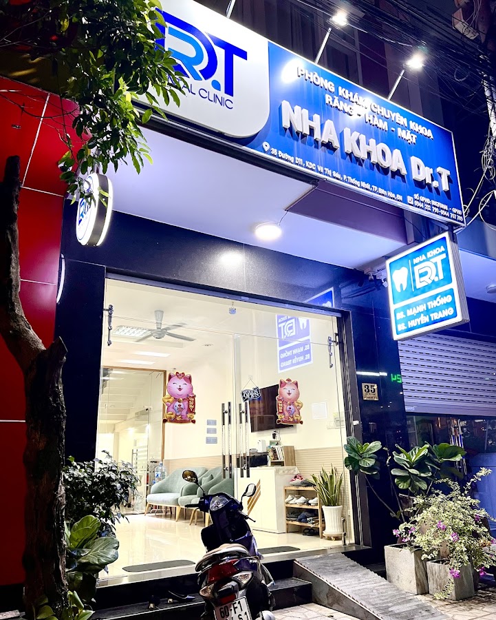 Nha khoa DR.T - BS Huyền Trang - BS Mạnh Thống