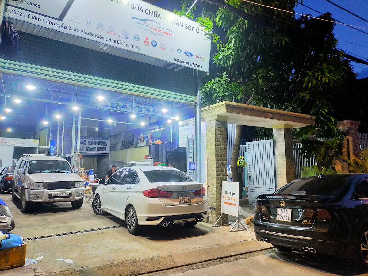 Garage Phúc Hiếu