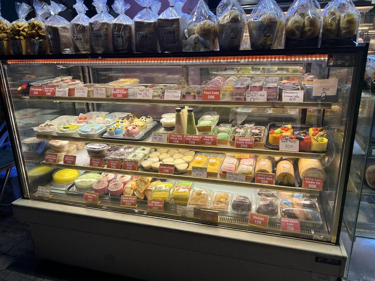 Bánh Kem Dâu Bakery