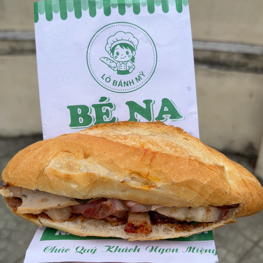 Bánh Mỳ Bé Na