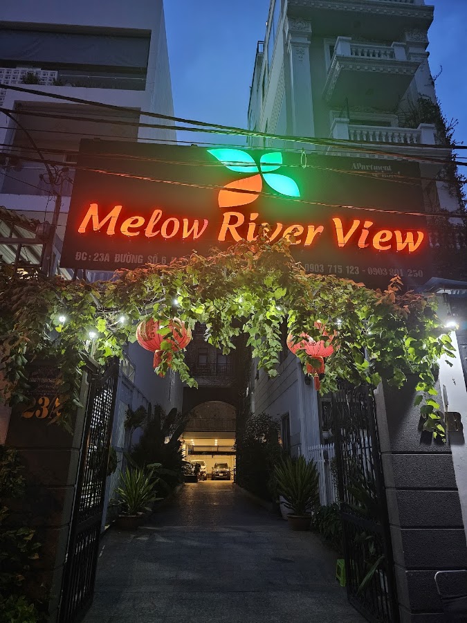 Melow Riverview Apartment