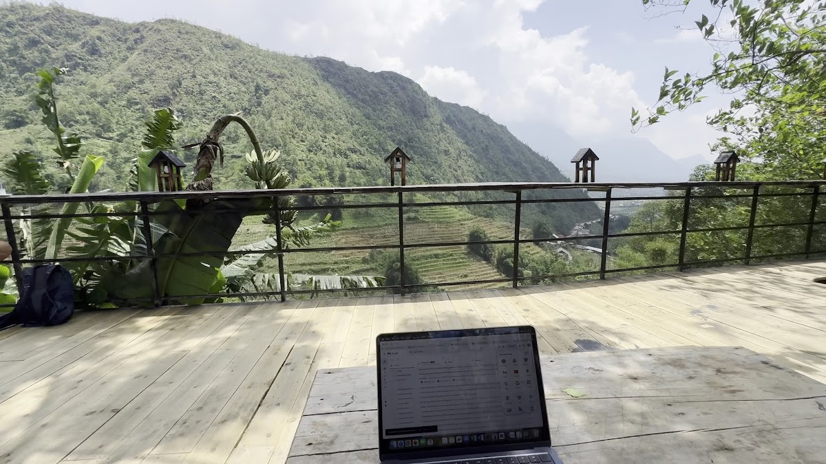 Pu Hmong Restaunrant & Coffee View