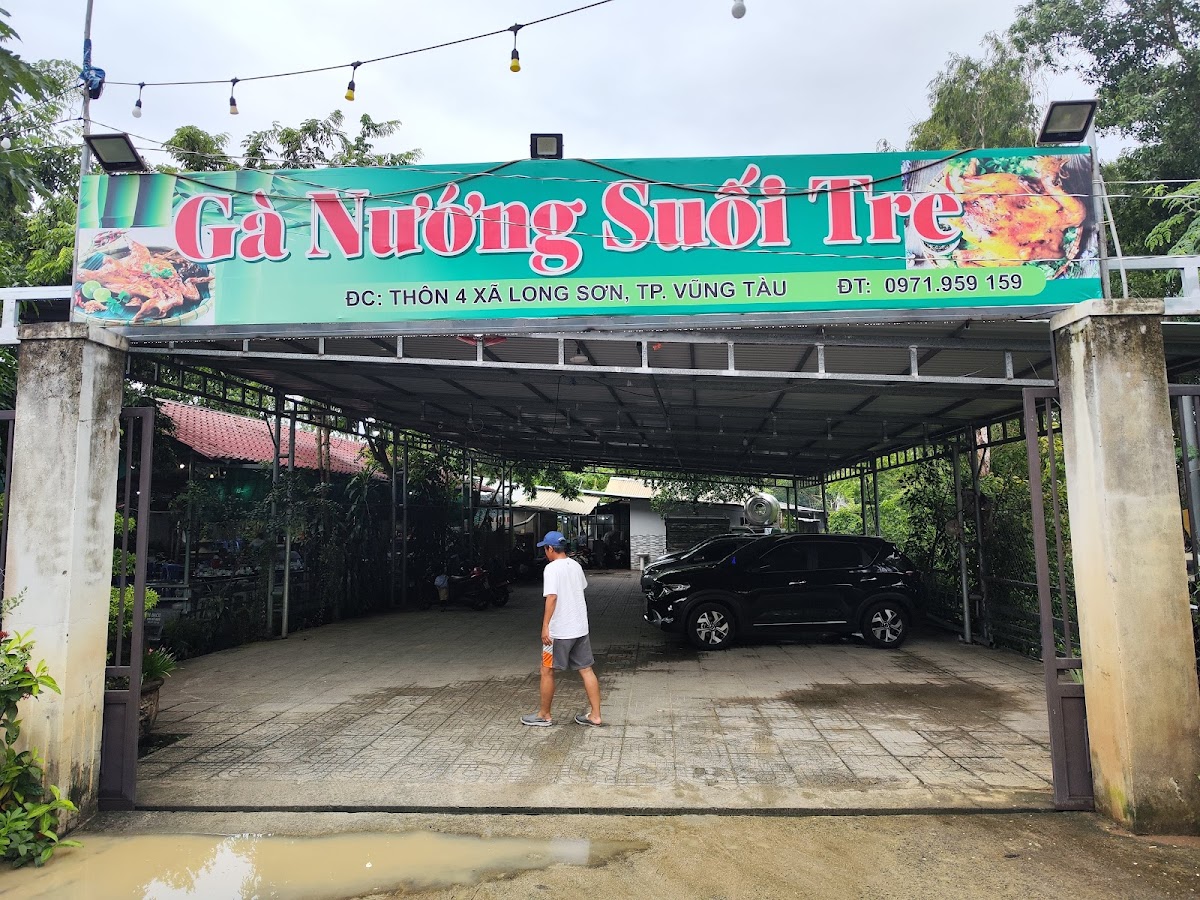 Gà nướng Suối Tre