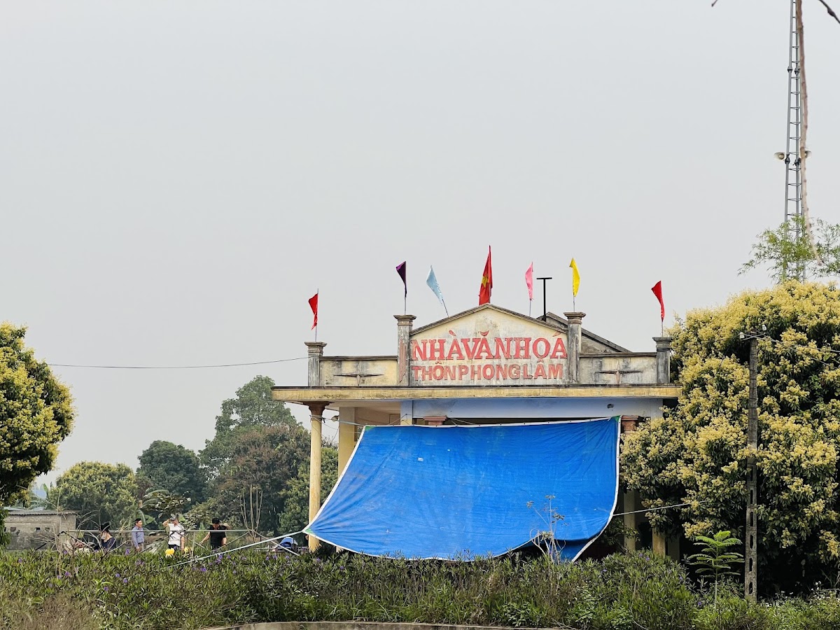 Nhà Văn Hoá Thôn Phong Lâm