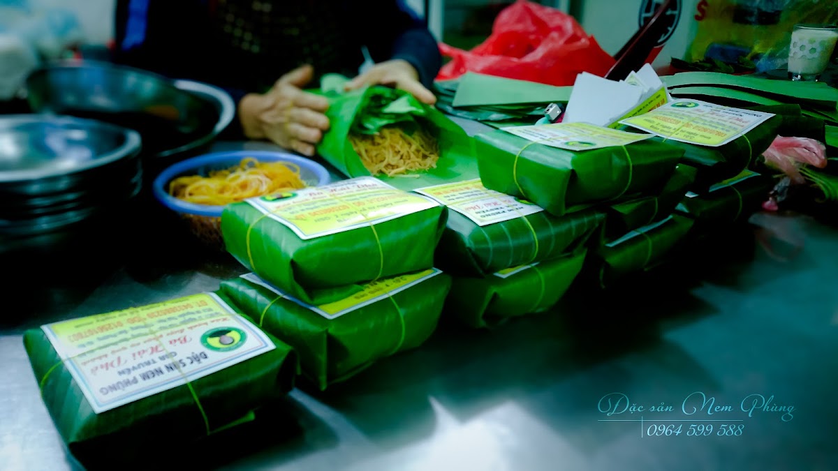 Nem Phùng đặc sản