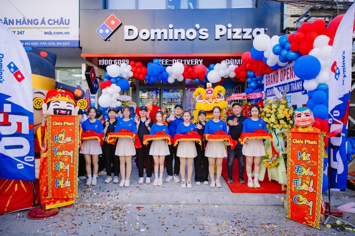 Domino's Pizza Núi Thành