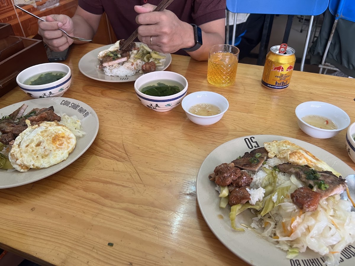 Cơm sư���n Nam bộ