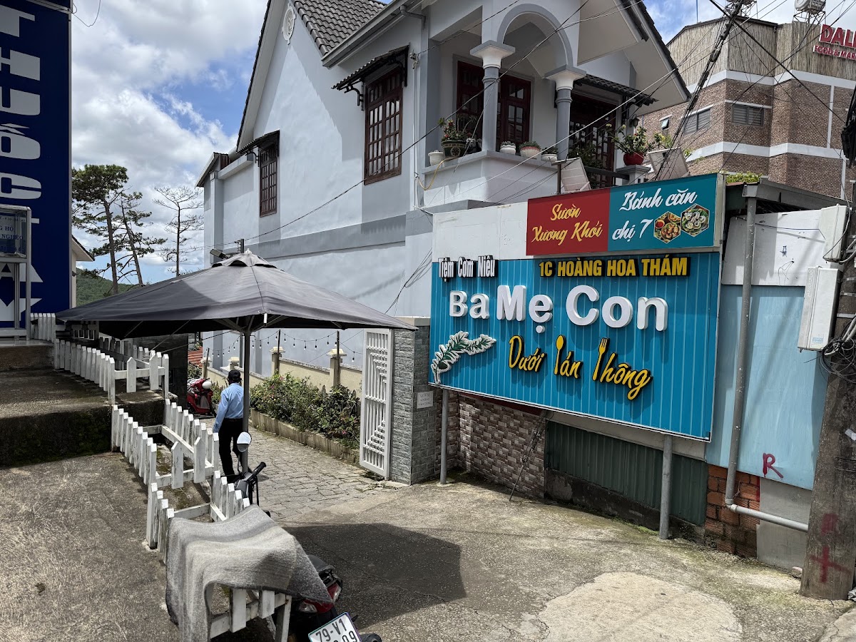 Cơm Niêu Ba Mẹ Con