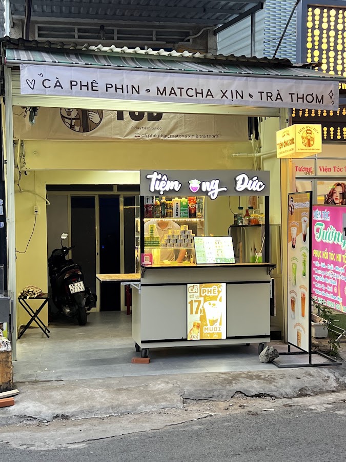 Tiệm Ông Đức