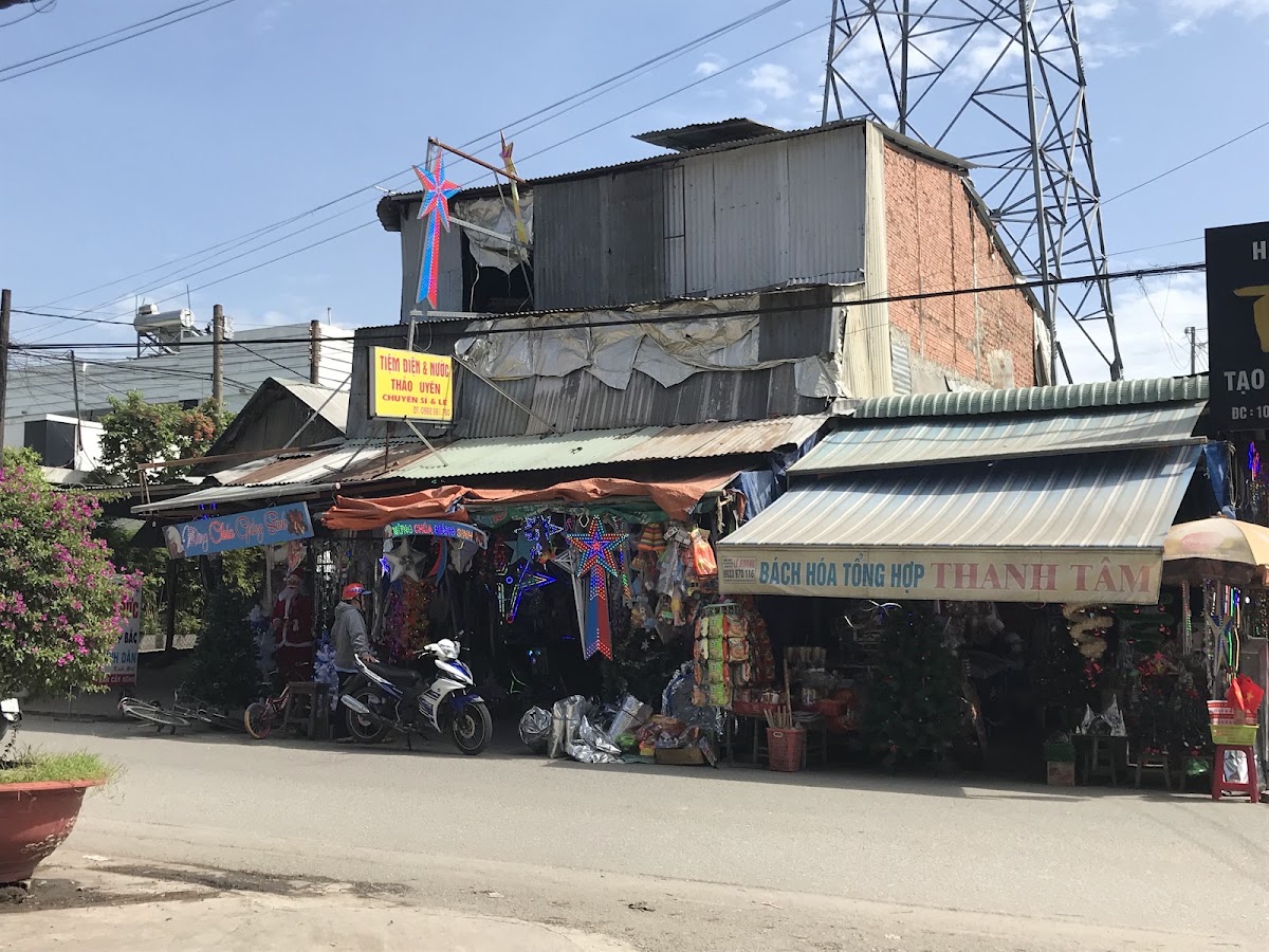 Tiệm điện & nước chuyên sỉ lẻ Thảo Uyên