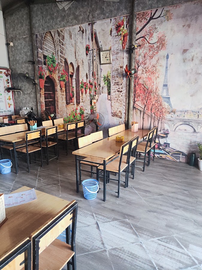 Ăn vặt Hiếu Dung , chè huế, bánh xèo, nem nướng Nha Trang