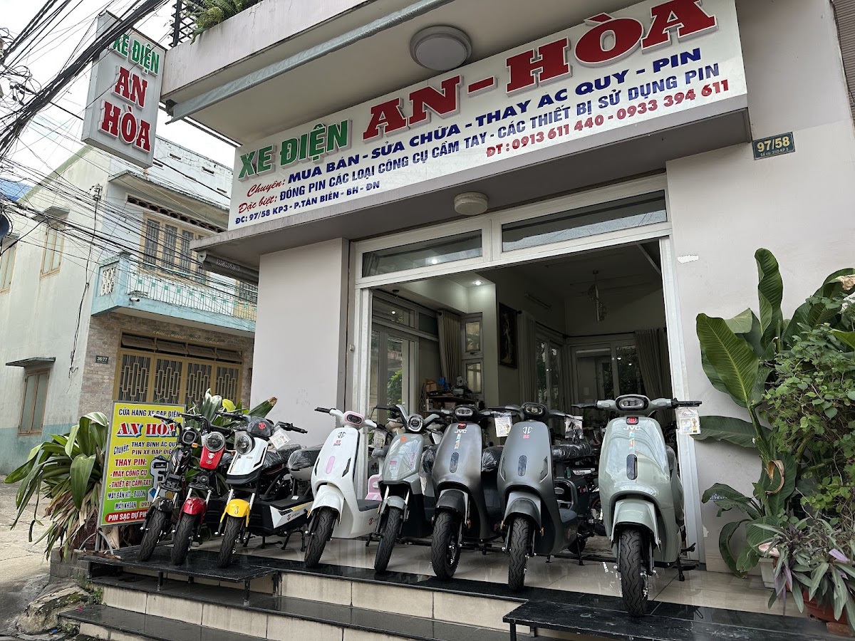 Xe điện An Hoà
