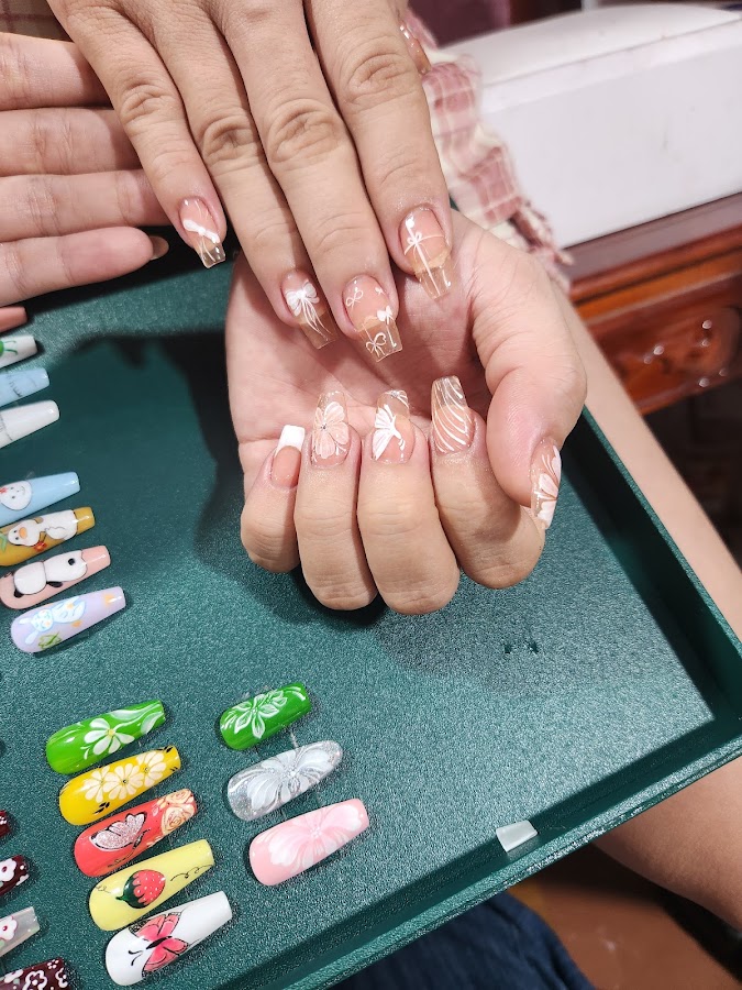 Tiệm nail Duyên Ngọc